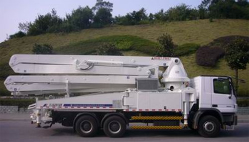 HB44 Truck-mounted Concrete Pump IS MADE IN YANCHENG GOLDHORSE CONSTRUCTION MACHINERY CO.,LTD.